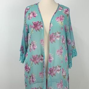 💞PLUS SIZE Kimono with Lace Trim on Sleeves Mint